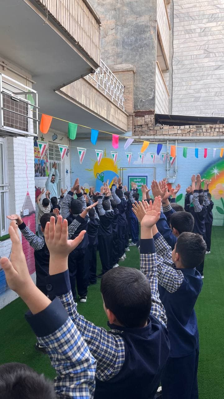 دبستان غیر دولتی دانا سرشت