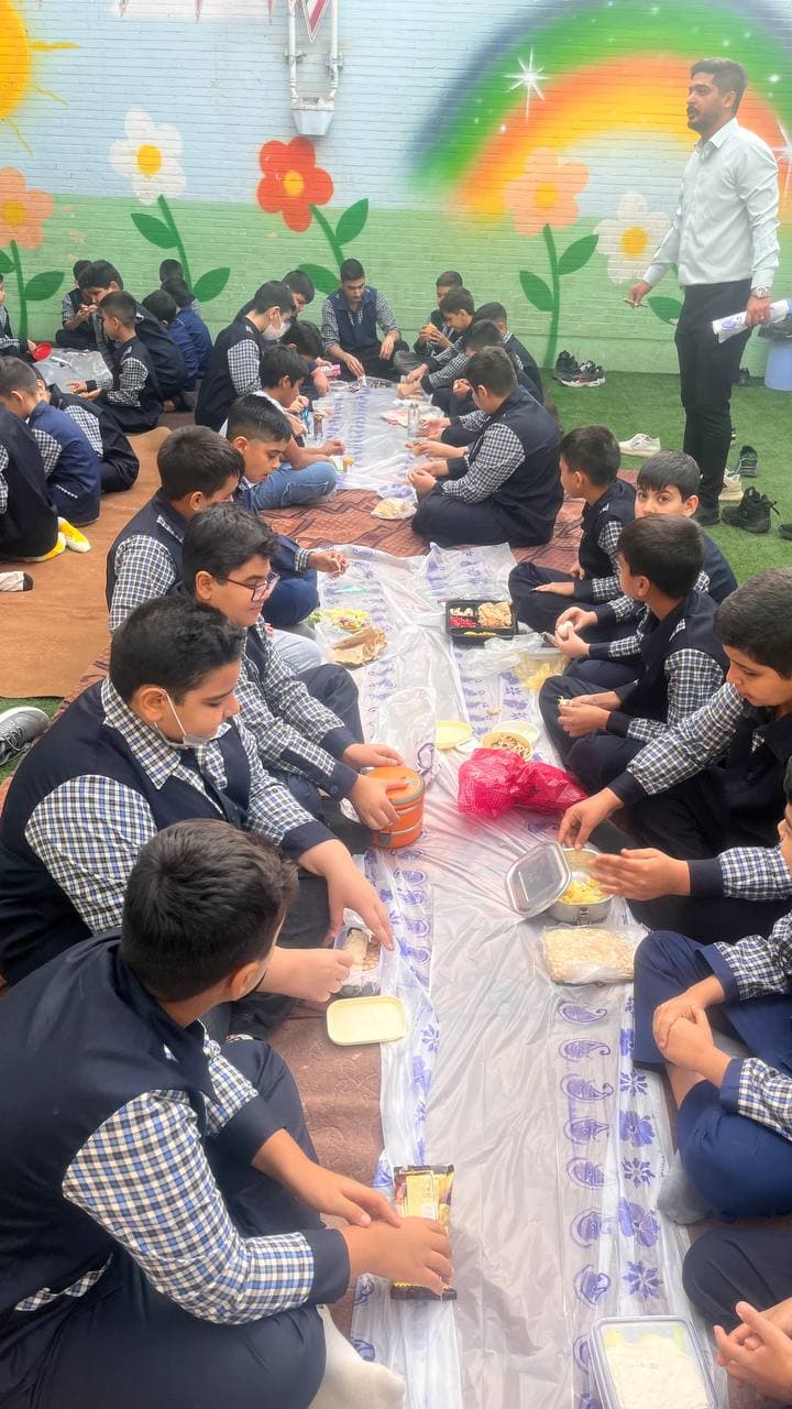 دبستان غیر دولتی دانا سرشت